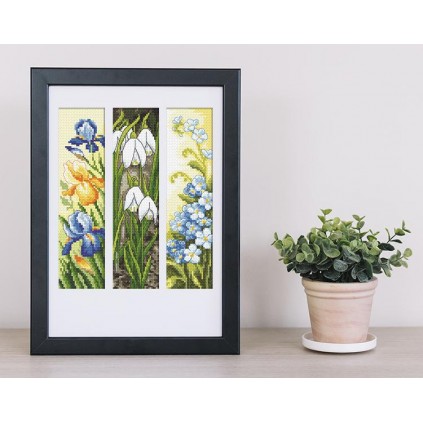 S 10710 Cross Stitch Pattern for Smartphone - Bookmark - SnowDrops