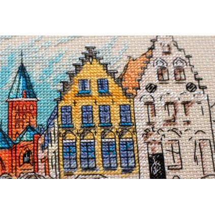 AH-137 Cross stitch kit - Colorful town I