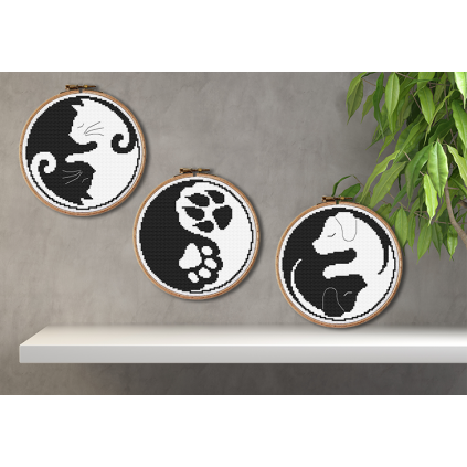 ZN 10775 Cross stitch tapestry kit - Yin yang dog