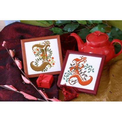 GU 4477-10 Nyomtatott keresztszemes minta - Monogram J