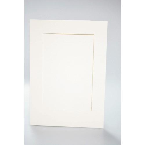 Big card with a rectangular passe-partout cream Big card with a rectangular passe-partout cream