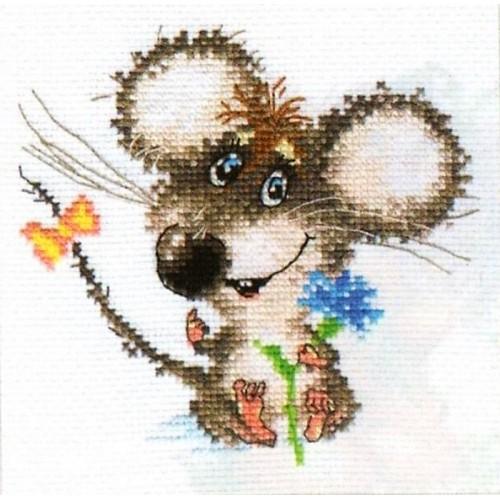 Cross stitch set - Enamored baby mouse Cross stitch set - Enamored baby mouse