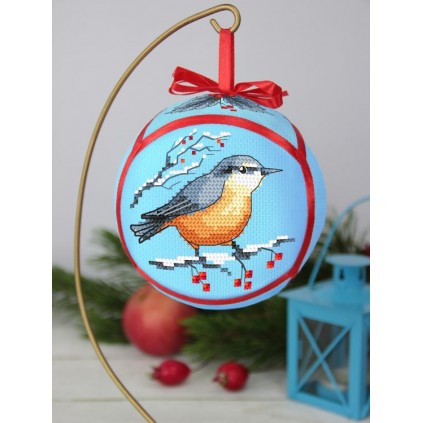 W 10290 ONLINE pattern pdf - Christmas ball with a bird