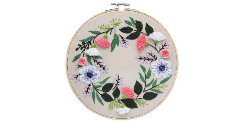Flat embroidery